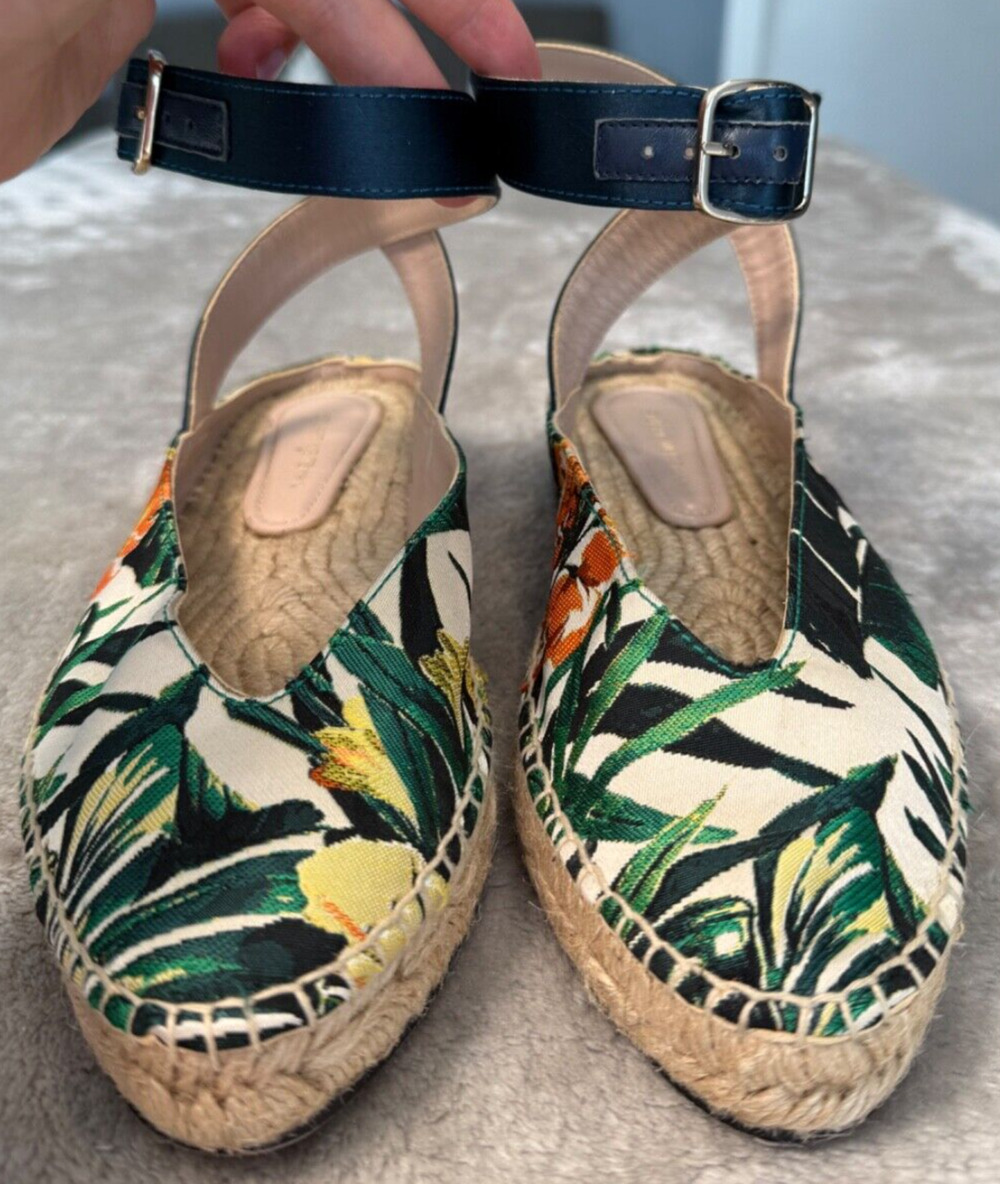 Stuart Weitzman Toga Floral Brocade Espadrille Flats Womens Size 6.5